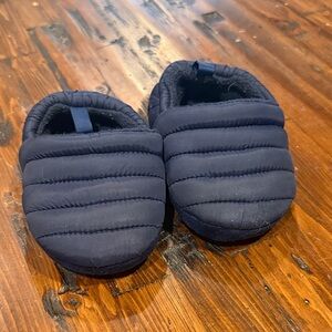 Baby Gap | Navy Thermal Slippers | 12-18 months